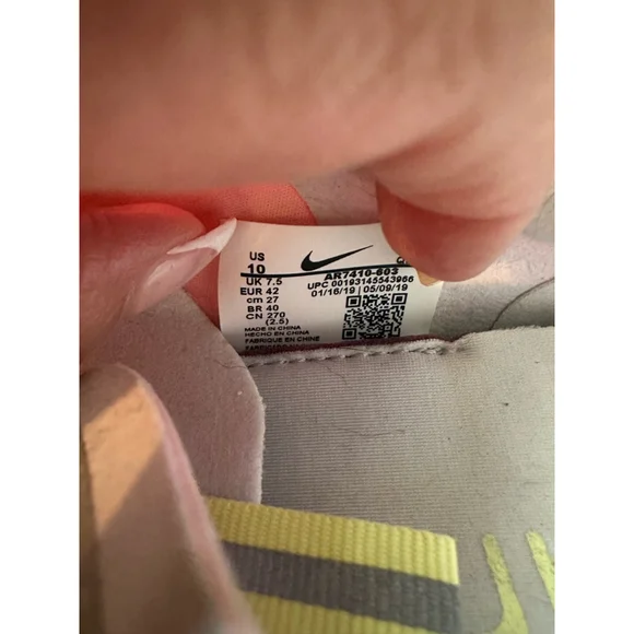 EUC Nike‎ Air Max Dia SE 'Bleached Coral' Size 10 US women’s - Picture 8 of 8